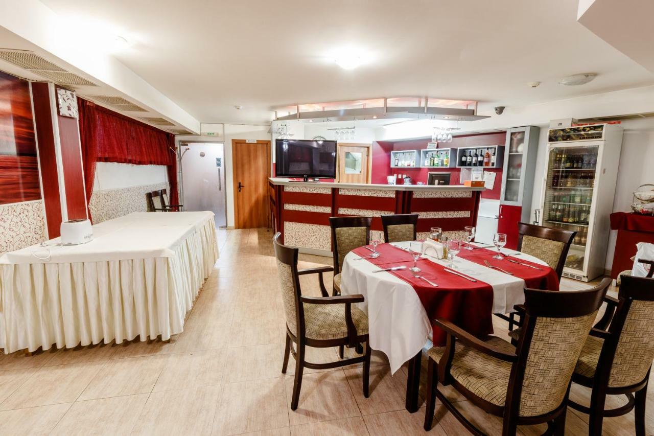 Hotel Vienna Silistra 外观 照片